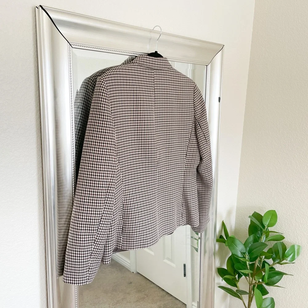 Tahari ASL Blazer - Picture 8 of 10